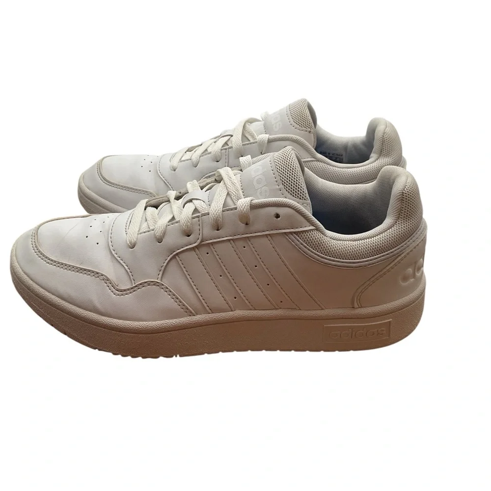 Adidas Men's‎ leather white classic style 675005 size 9